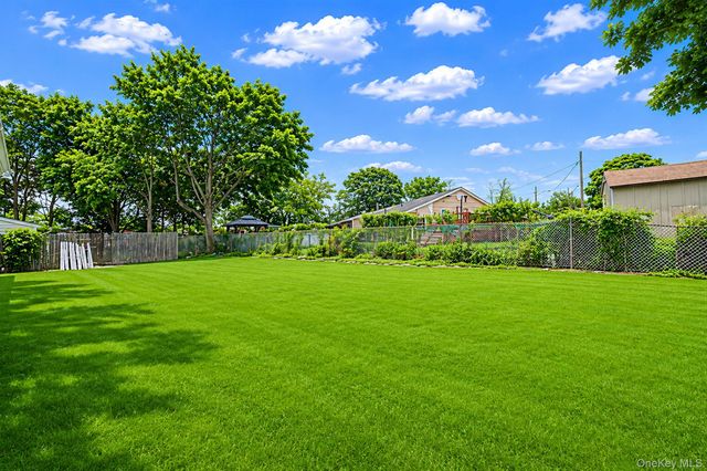 36 Naples Avenue, Central Islip, NY 11722