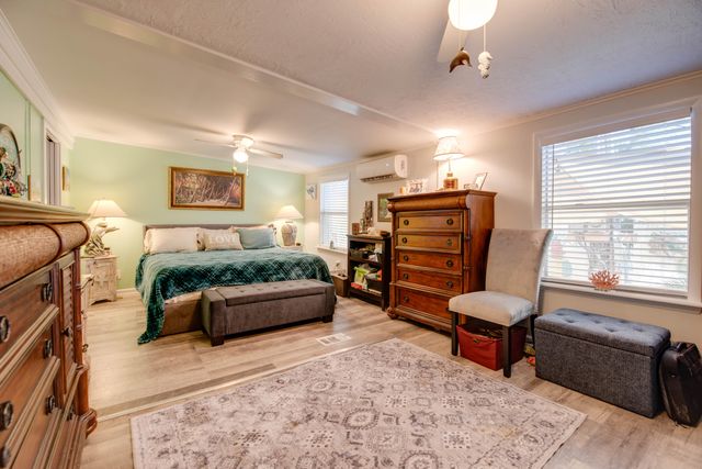 27940 Lobster Tail Trail, Little Torch Key, FL 33042