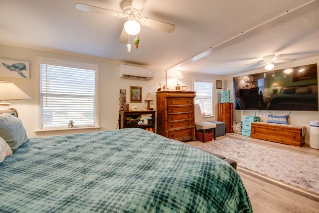 27940 Lobster Tail Trail, Little Torch Key, FL 33042