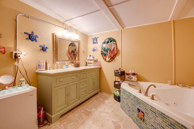 27940 Lobster Tail Trail, Little Torch Key, FL 33042