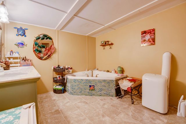 27940 Lobster Tail Trail, Little Torch Key, FL 33042