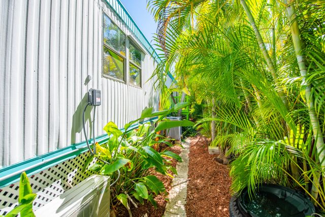 27940 Lobster Tail Trail, Little Torch Key, FL 33042