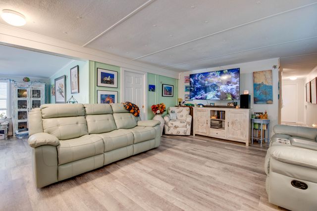 27940 Lobster Tail Trail, Little Torch Key, FL 33042