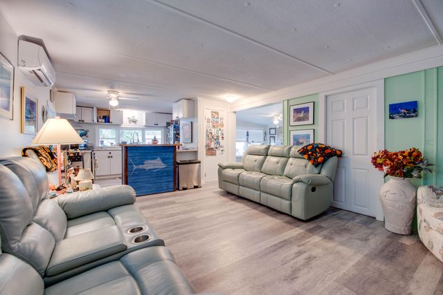 27940 Lobster Tail Trail, Little Torch Key, FL 33042