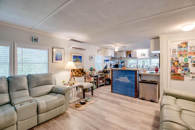 27940 Lobster Tail Trail, Little Torch Key, FL 33042