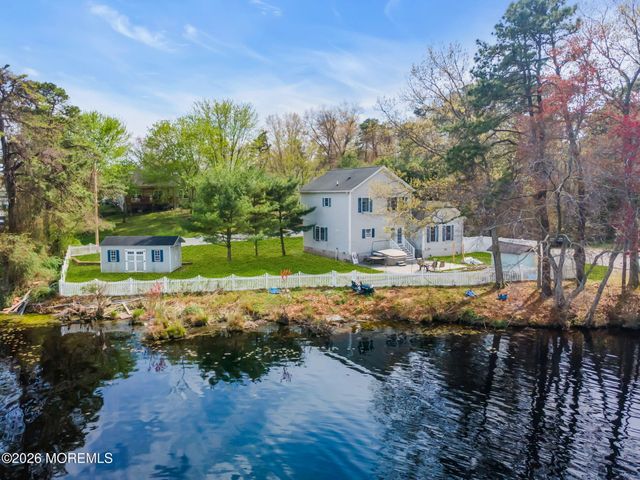 1541 Monmouth Avenue, Toms River, NJ 08757