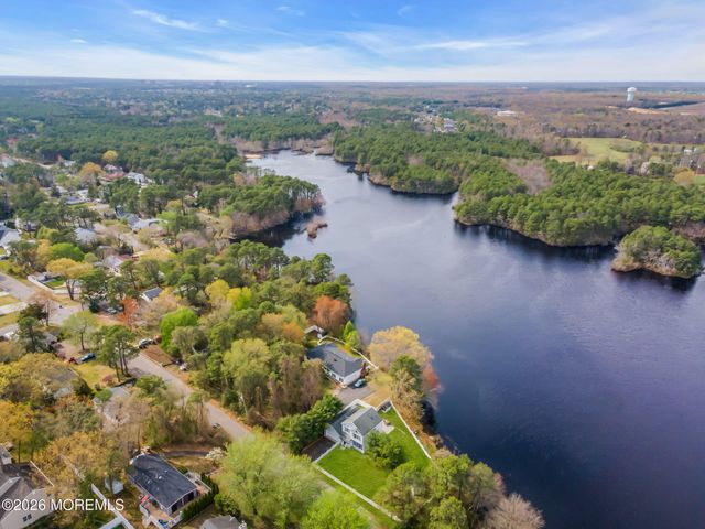 1541 Monmouth Avenue, Toms River, NJ 08757