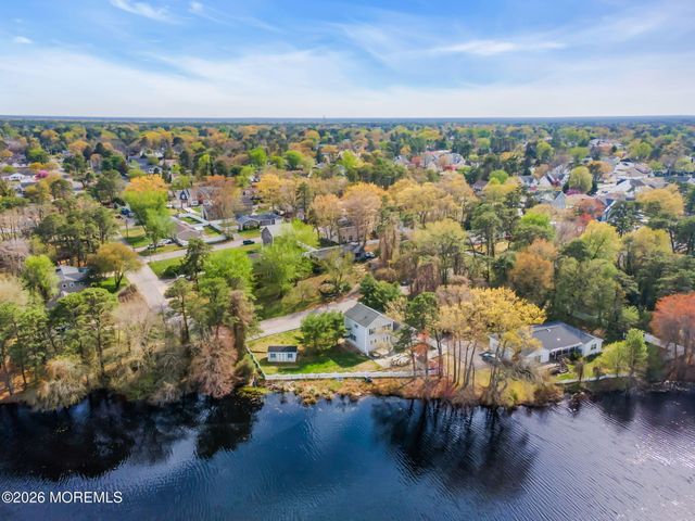 1541 Monmouth Avenue, Toms River, NJ 08757