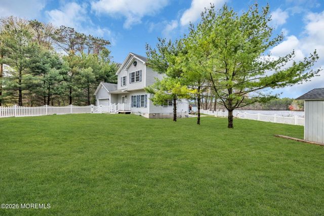 1541 Monmouth Avenue, Toms River, NJ 08757