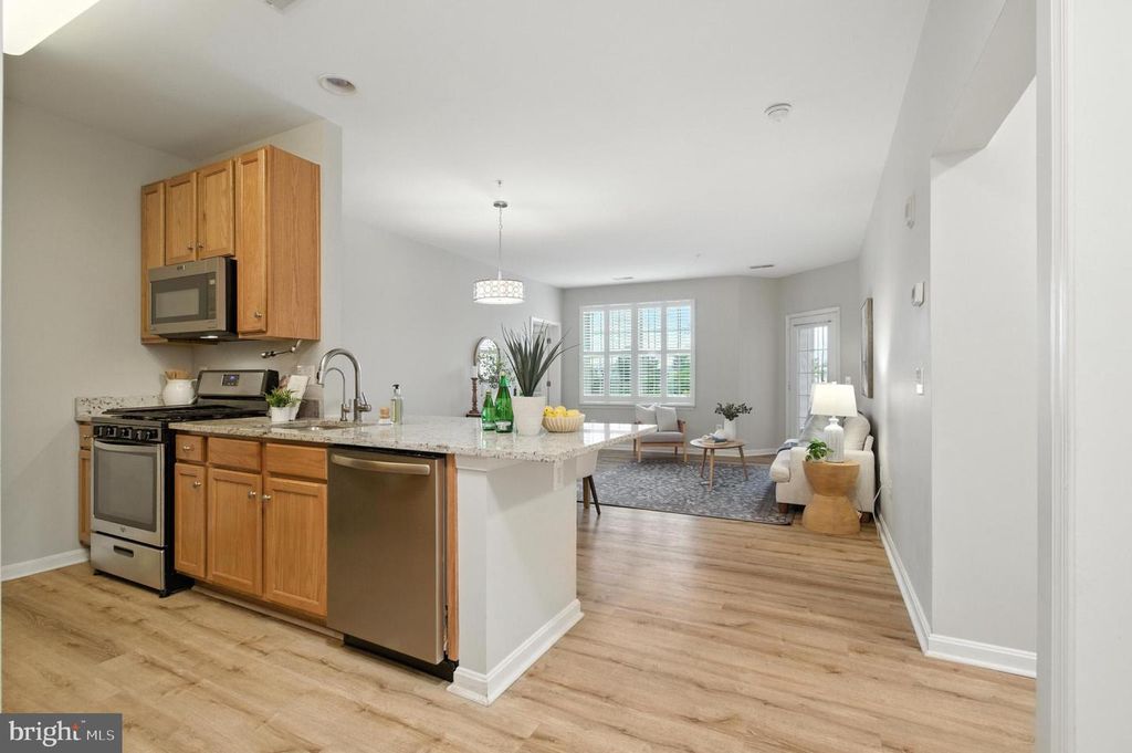2606 CHAPEL LAKE DR #212, Gambrills, MD 21054