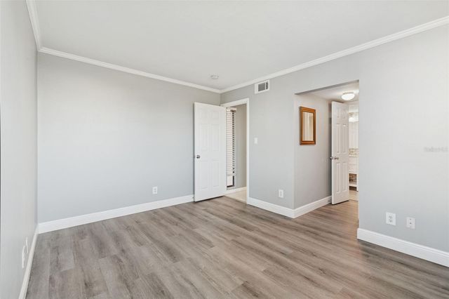 2051 SKIMMER COURT W 114, Clearwater, FL 33762