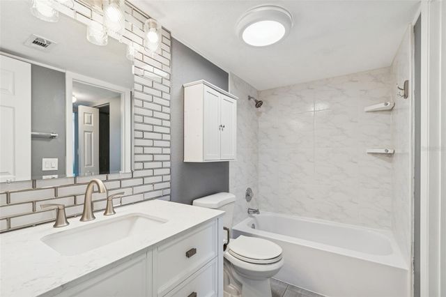 2051 SKIMMER COURT W 114, Clearwater, FL 33762