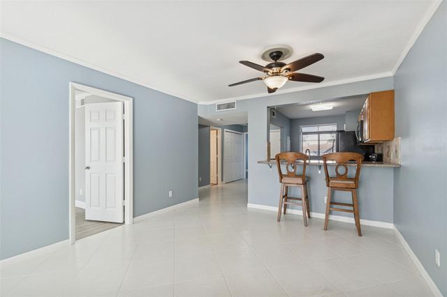 2051 SKIMMER COURT W 114, Clearwater, FL 33762