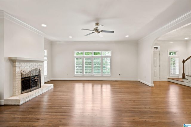 911 VELMONT LANE, Homewood, AL 35226