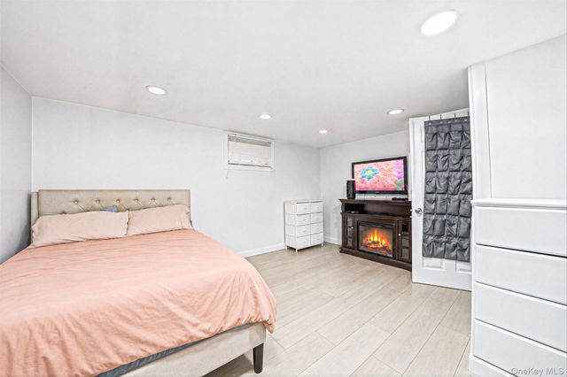 129 Shinnecock Avenue, Mastic, NY 11950