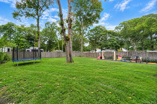 129 Shinnecock Avenue, Mastic, NY 11950