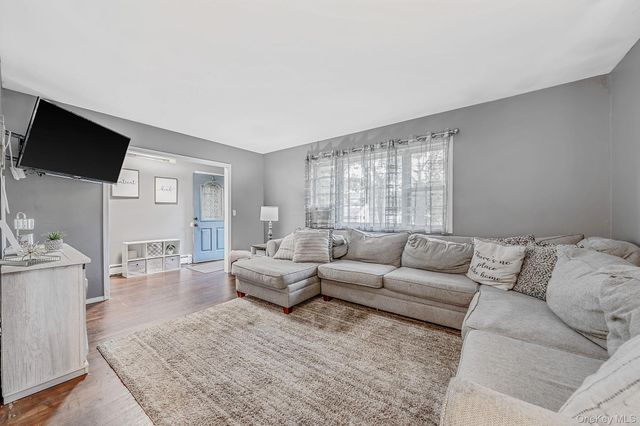129 Shinnecock Avenue, Mastic, NY 11950