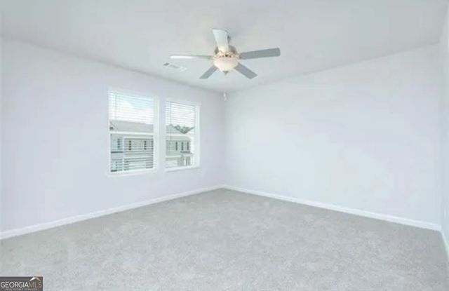 141 Village Green Drive NW, Adairsville, GA 30103