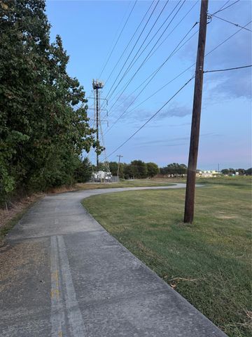 1138 B Llano Street, Pasadena, TX 77504