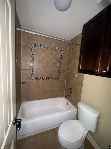 1138 B Llano Street, Pasadena, TX 77504