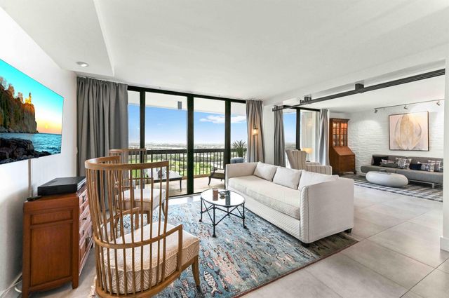 2425 Presidential Way 1806, West Palm Beach, FL 33401