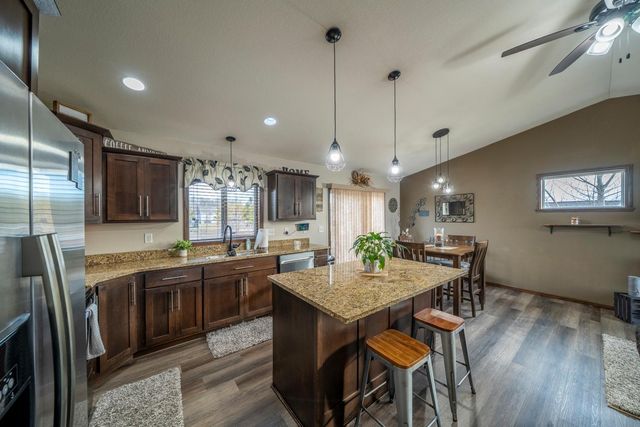 1816 Spruce Grove Trail, Detroit Lakes, MN 56501