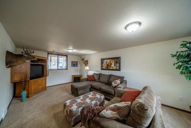 1816 Spruce Grove Trail, Detroit Lakes, MN 56501