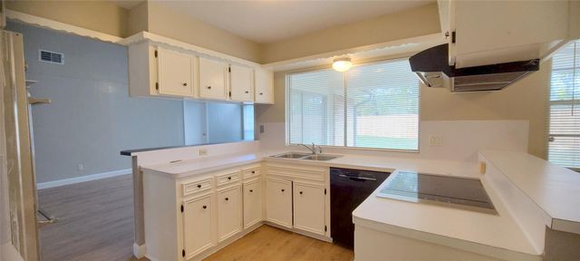 10635 Tenneta Drive, Houston, TX 77099