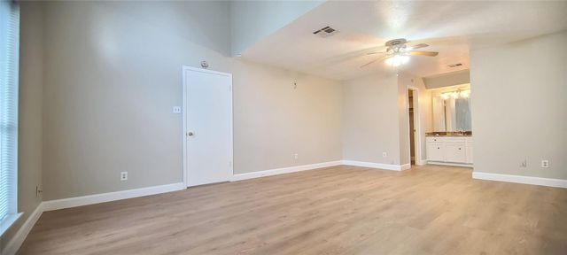 10635 Tenneta Drive, Houston, TX 77099