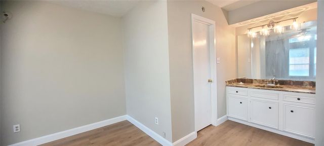 10635 Tenneta Drive, Houston, TX 77099