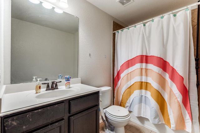 1524 Treeta TRL, Kyle, TX 78640