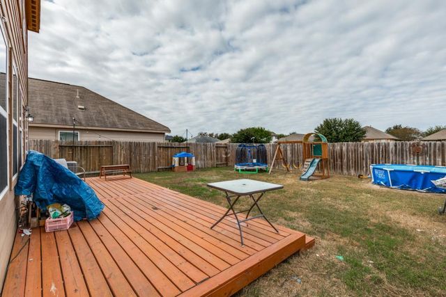 1524 Treeta TRL, Kyle, TX 78640