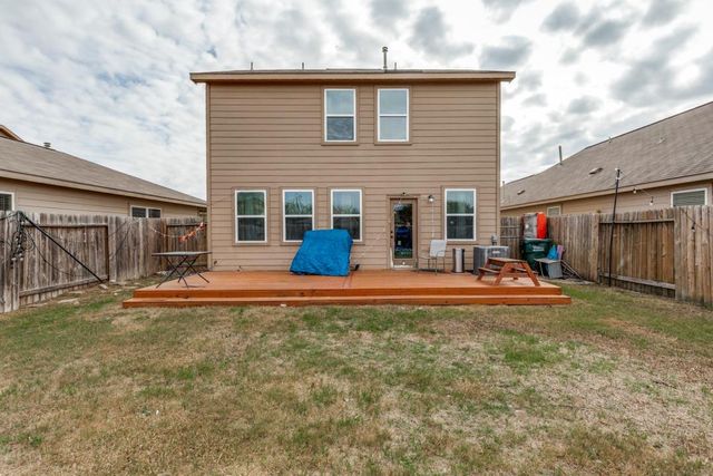 1524 Treeta TRL, Kyle, TX 78640