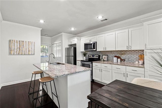 897 Lawton SW Street, Atlanta, GA 30310