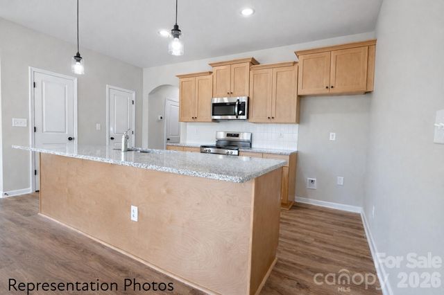 5933 Wallace Avenue, Charlotte, NC 28227