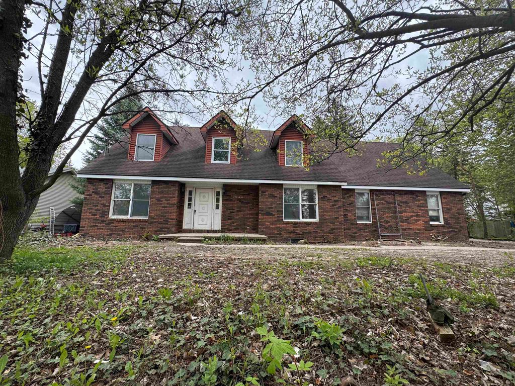 3944 Lone Road, Freeland, MI 48623