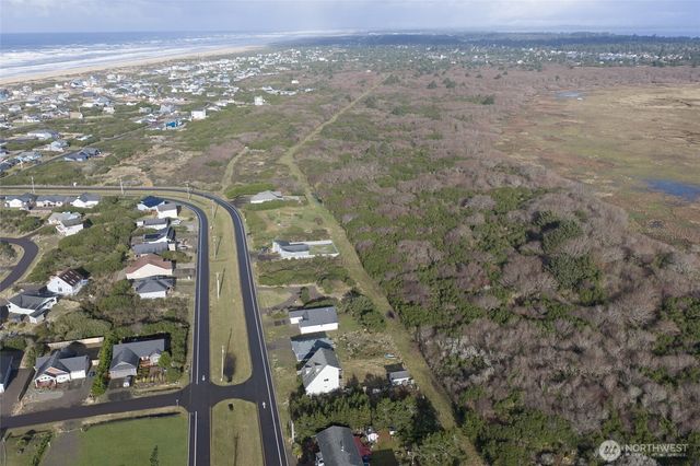 1224 E Ocean Shores Boulevard, Ocean Shores, WA 98569