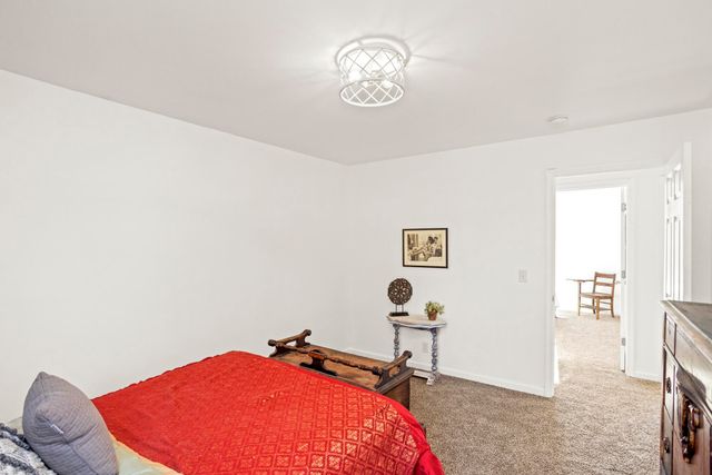 3325 Curtis Hill Ct, Nashville, TN 37218