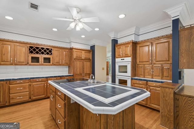 4957 Chedworth Drive, Smoke Rise, GA 30087