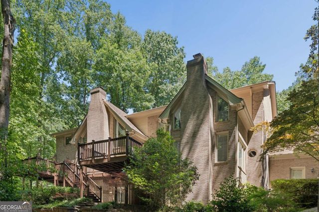4957 Chedworth Drive, Smoke Rise, GA 30087
