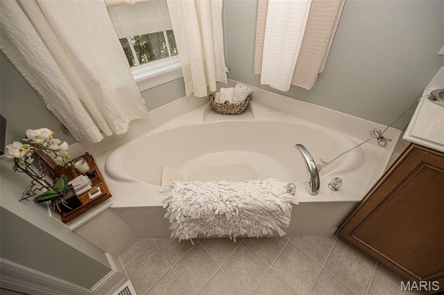 233 Fox Haven Drive, O'fallon, MO 63368