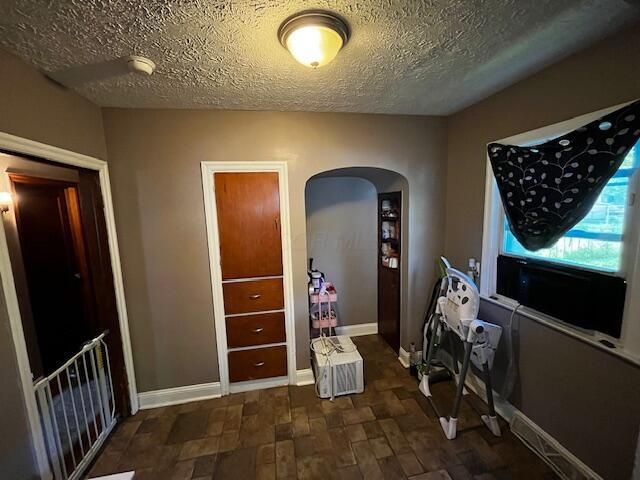 1231 E 23rd Avenue, Columbus, OH 43211