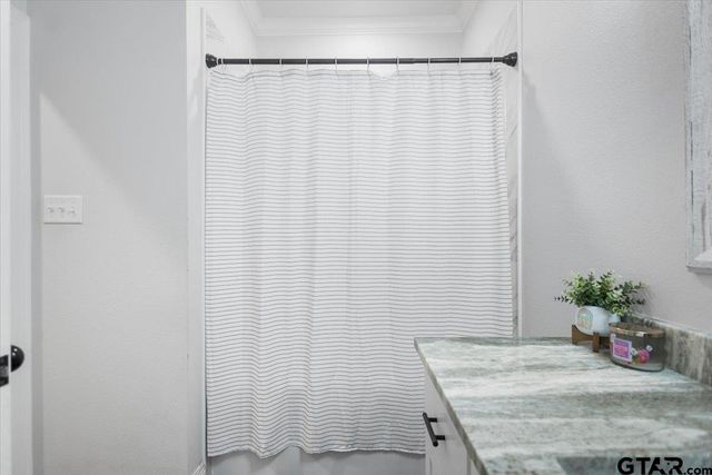 11179 CR 2183, Whitehouse, TX 75791