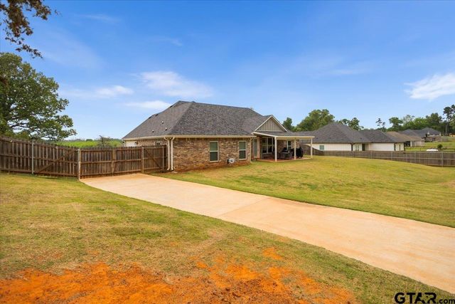 11179 CR 2183, Whitehouse, TX 75791