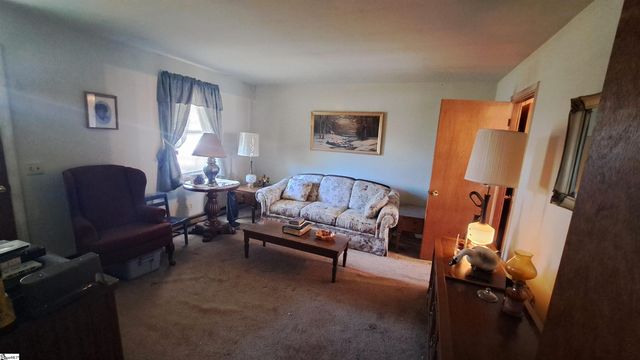 707 Staunton Bridge Road, Greenville, SC 29611