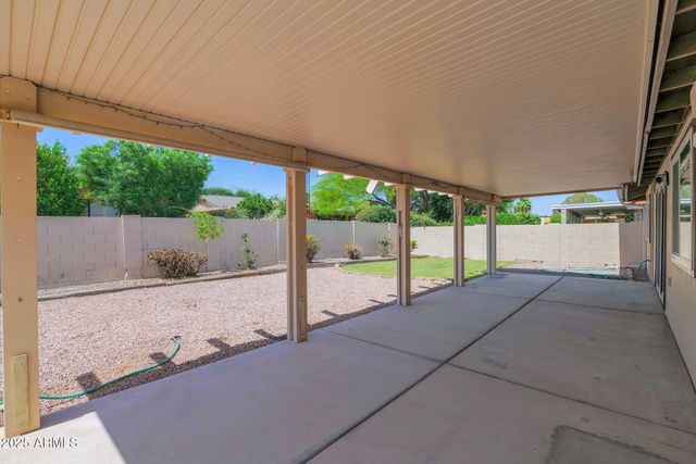 25644 S HOWARD Drive, Sun Lakes, AZ 85248