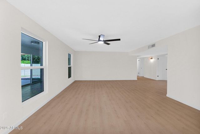 25644 S HOWARD Drive, Sun Lakes, AZ 85248