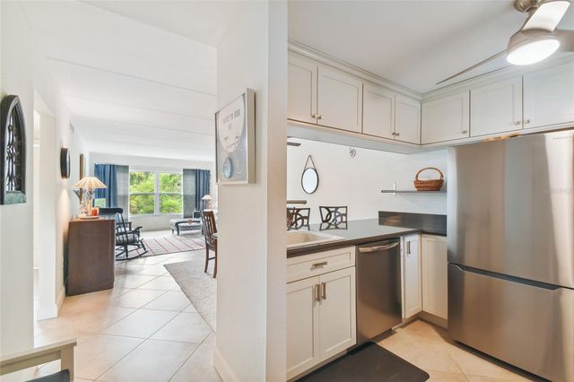 12760 INDIAN ROCKS ROAD 910, Largo, FL 33774