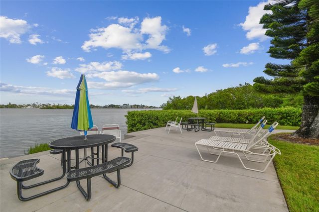 12760 INDIAN ROCKS ROAD 910, Largo, FL 33774