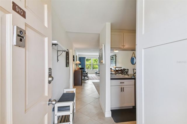 12760 INDIAN ROCKS ROAD 910, Largo, FL 33774